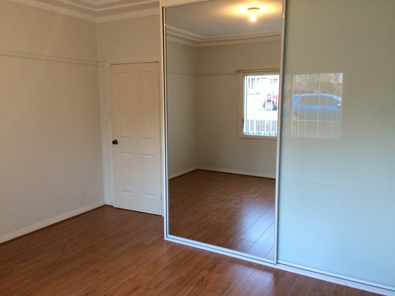 211 Carrington Avenue, Hurstville NSW 2220