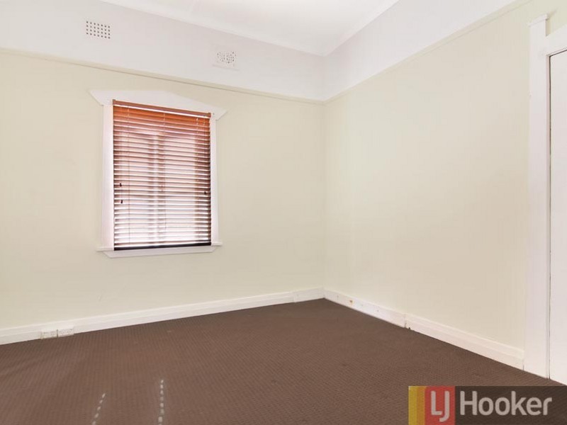 8 Medway Street, Bexley NSW 2207