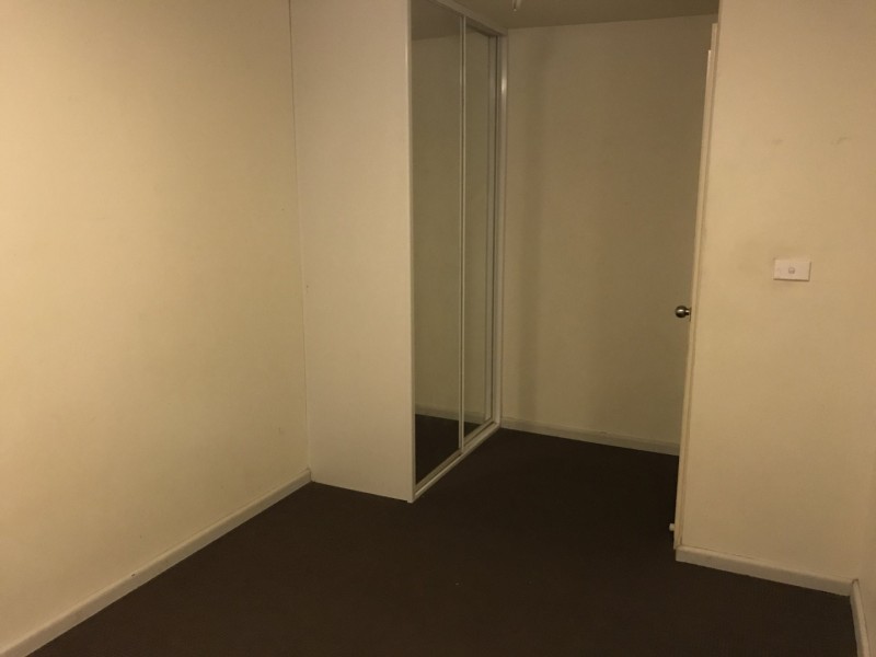 Room 6 32a/17 Macmahon Street, Hurstville NSW 2220