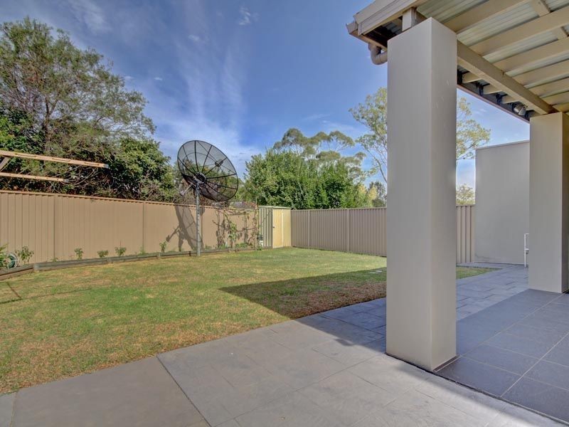 37 Jacques Avenue, Peakhurst NSW 2210