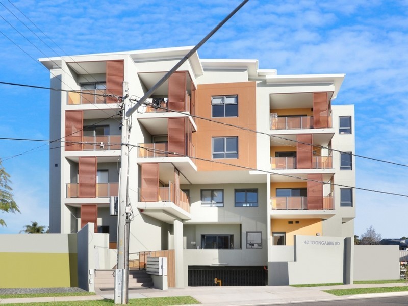 Unit 304/42 Toongabbie Road, Toongabbie NSW 2146