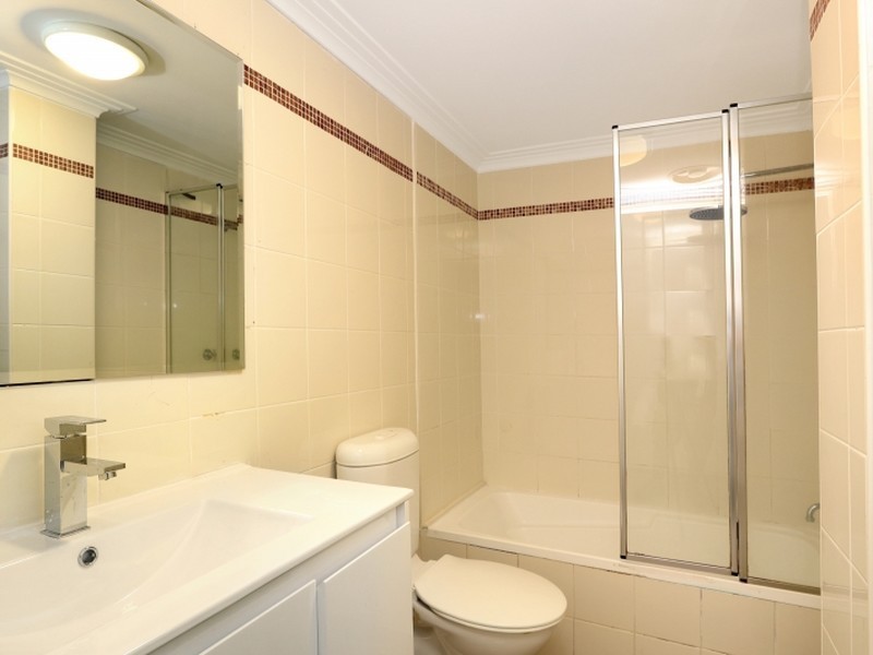 Apartment 45/6-12 Carrington Avenue, Hurstville NSW 2220