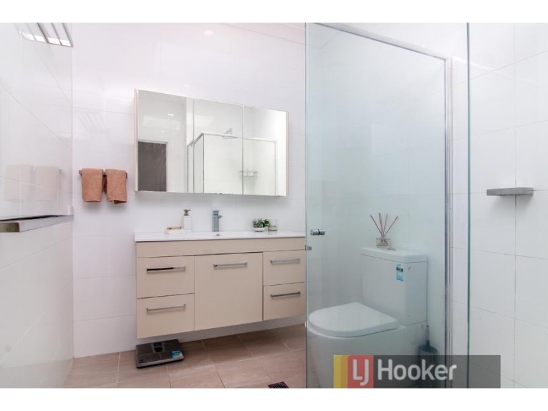 Villa 3/32 Beaconsfield Street, Bexley NSW 2207