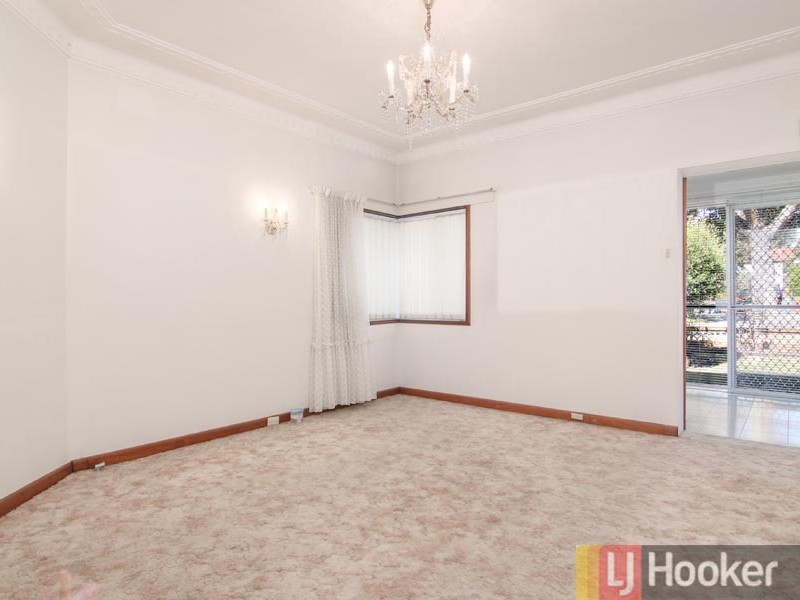 28 Pallamana Parade, Beverly Hills NSW 2209