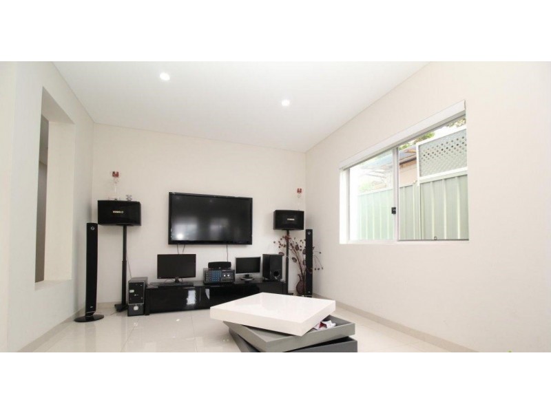 19 East Crescent, Hurstville Grove NSW 2220