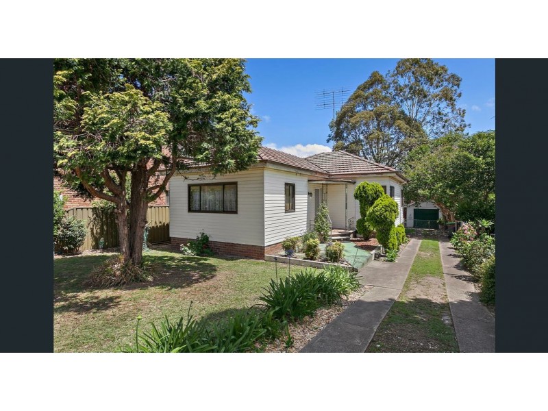 9a Bassett Street, Hurstville NSW 2220
