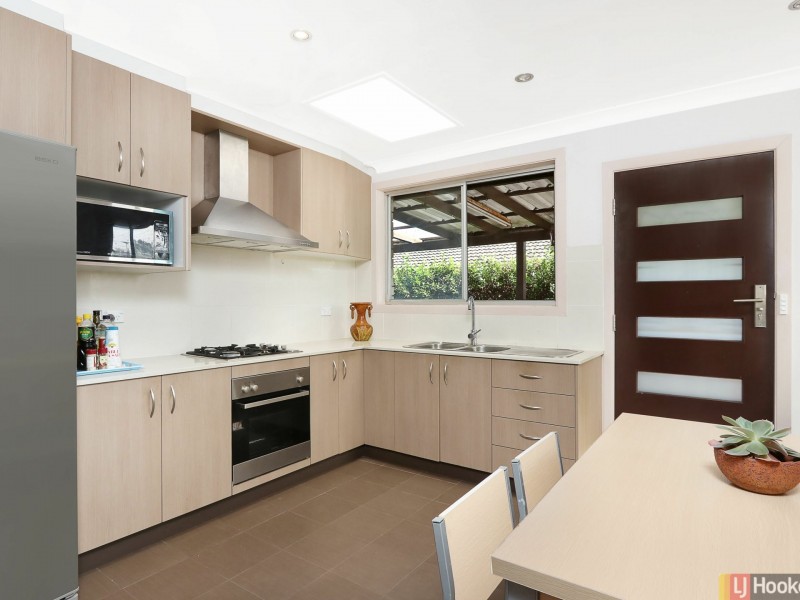 2/39 Bassett Street, Hurstville NSW 2220