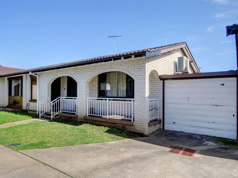 2/39 Bassett Street, Hurstville NSW 2220