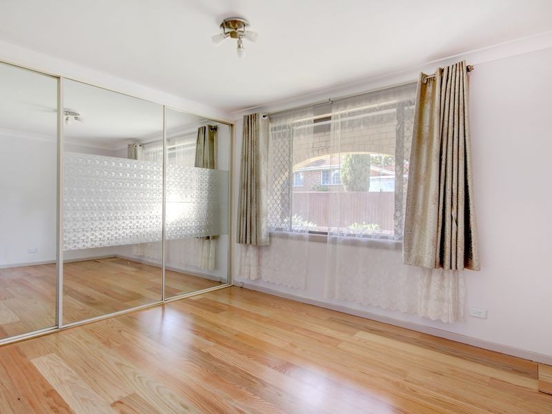 2/39 Bassett Street, Hurstville NSW 2220