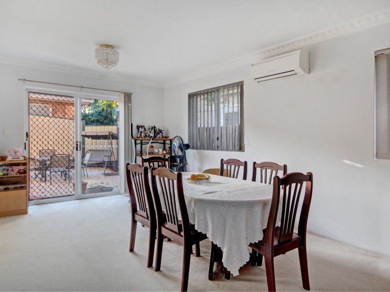 2/58 Broughton Street, Mortdale NSW 2223