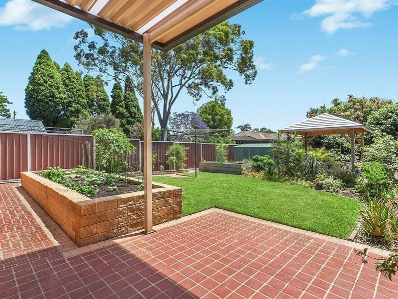 68 Edgbaston Road, Beverly Hills NSW 2209