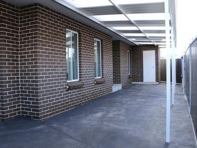 18 Lascelles lane, Greenacre NSW 2190