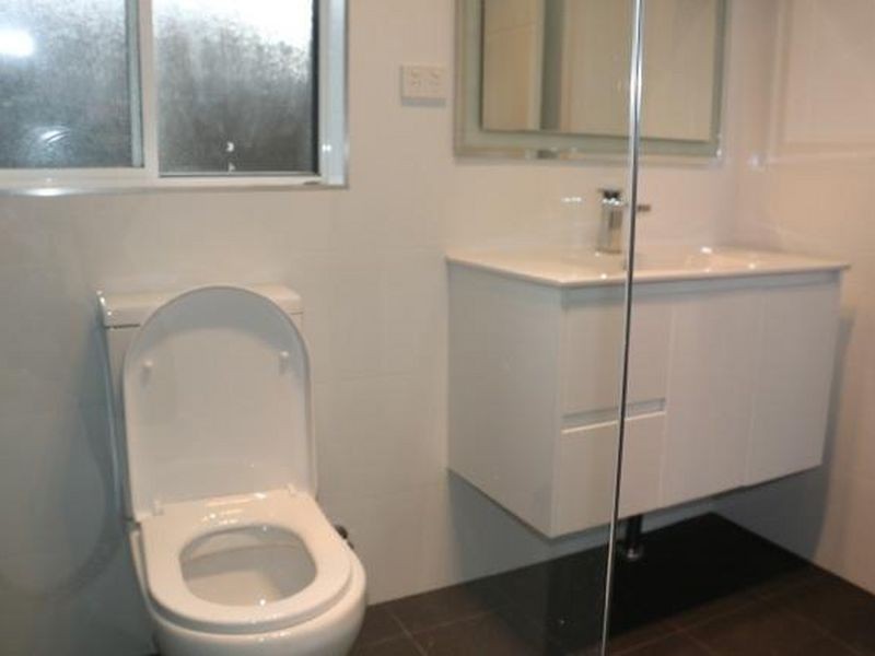 18 Lascelles lane, Greenacre NSW 2190