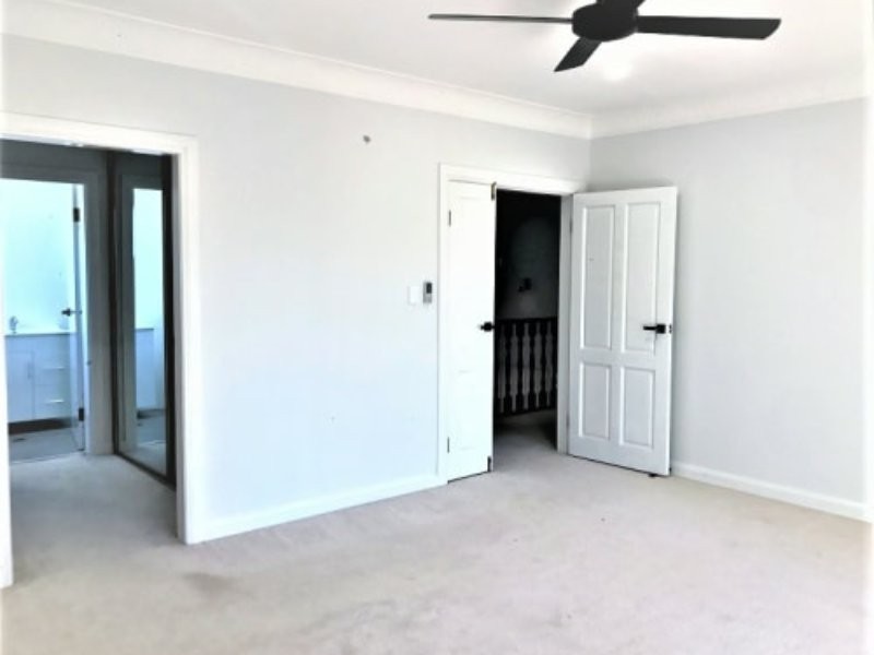 200 West Street, Blakehurst NSW 2221