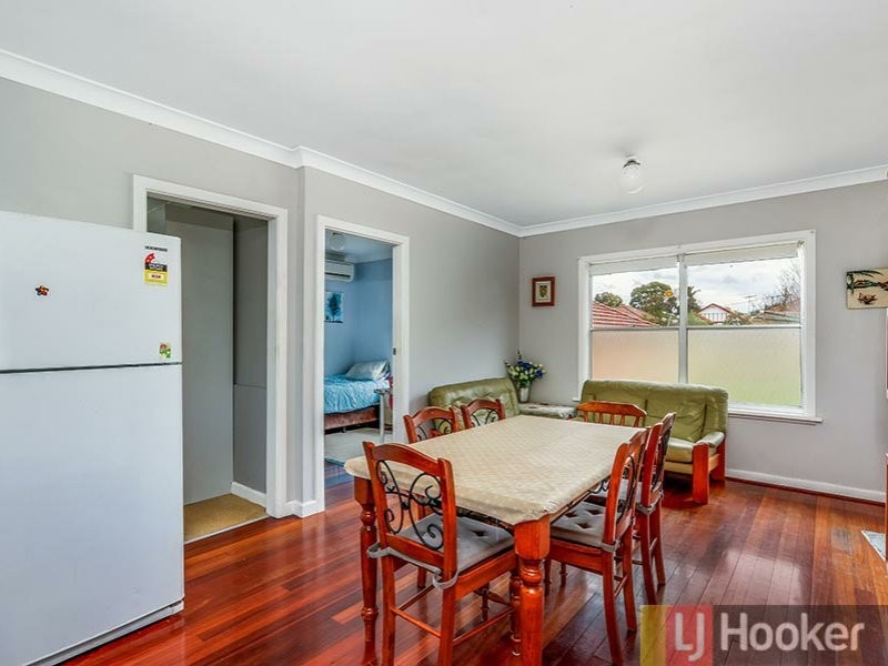 5 Ecole Street, Carlton NSW 2218