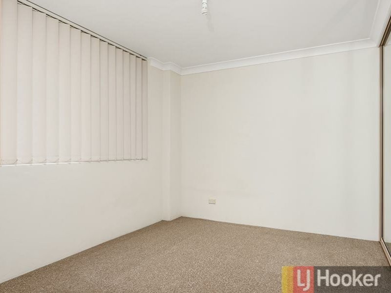 18/11 Bond Street, Hurstville NSW 2220