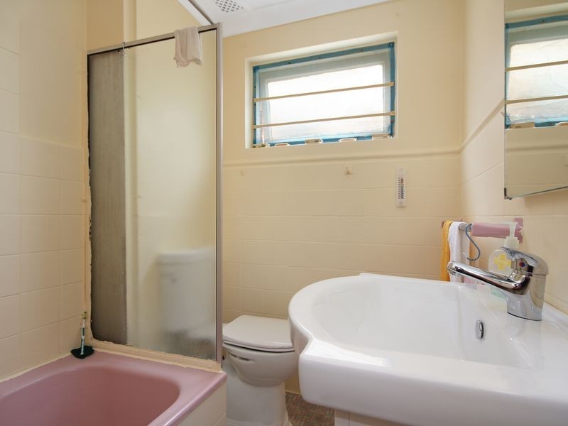 1/40 Gloucester Road, Hurstville NSW 2220