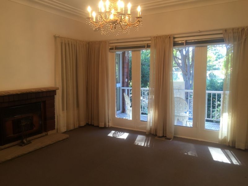 19 Mountbatten Street, Oatley NSW 2223