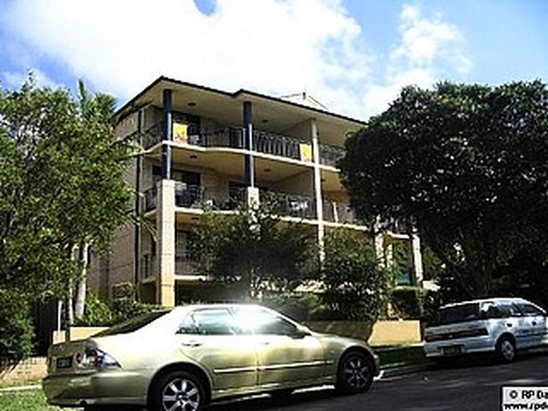 2/1 St Georges Parade, Hurstville NSW 2220
