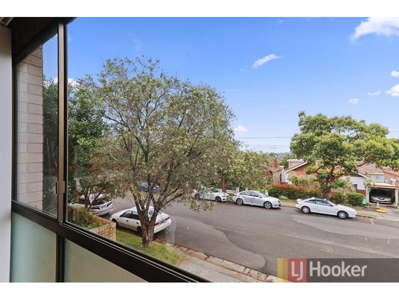 1/3133 Millett Street, Hurstville NSW 2220 LJ Hooker Hurstville