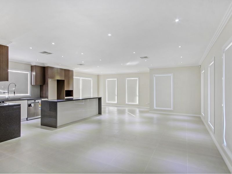 30A Kerrie Cres, Peakhurst NSW 2210