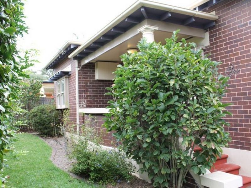 1 Grove Avenue, Penshurst NSW 2222