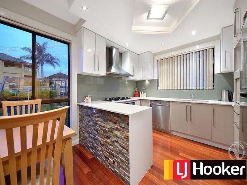 24 Kenyon Road, Bexley NSW 2207