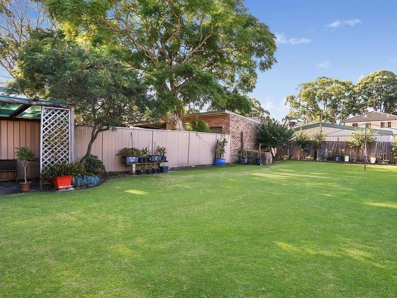 42 Arthur Street, Carlton NSW 2218