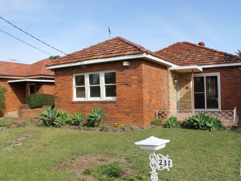 231 Gloucester Road, Beverly Hills NSW 2209