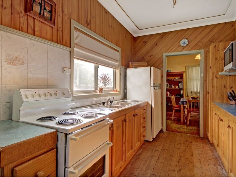 96 Boundary Road, Mortdale NSW 2223