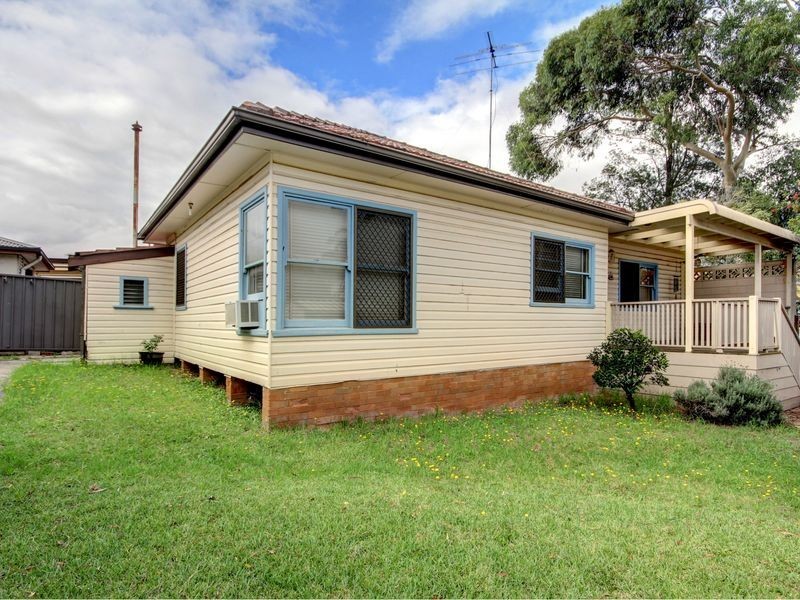 96 Boundary Road, Mortdale NSW 2223