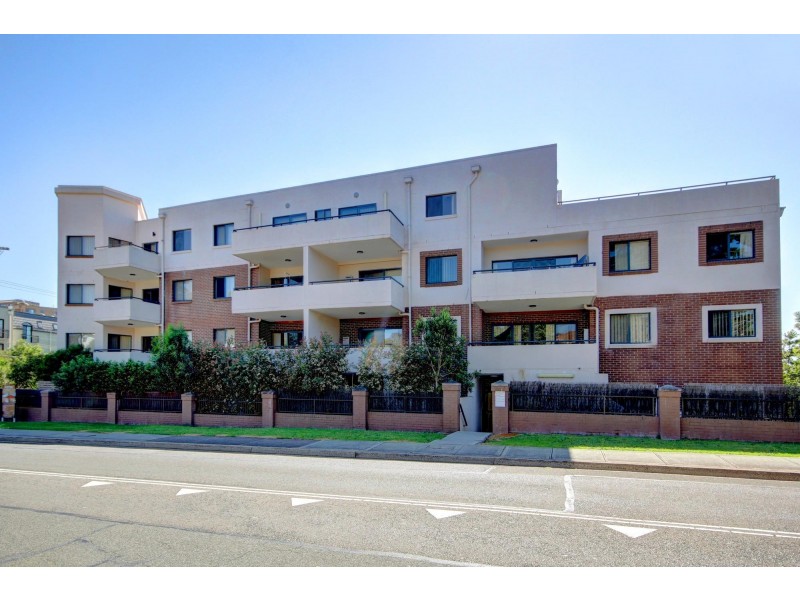 17/74-80 Woniora Road, Hurstville NSW 2220