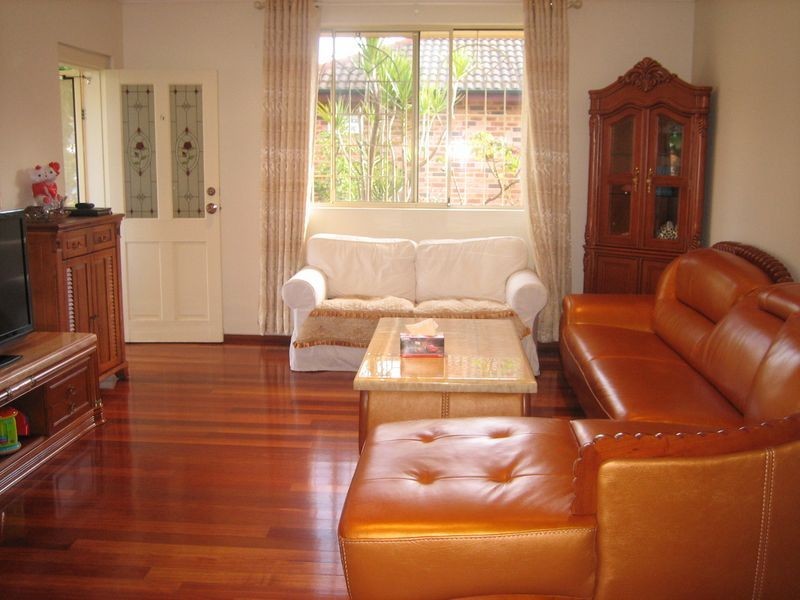 1/2 Grey Street, Carlton NSW 2218