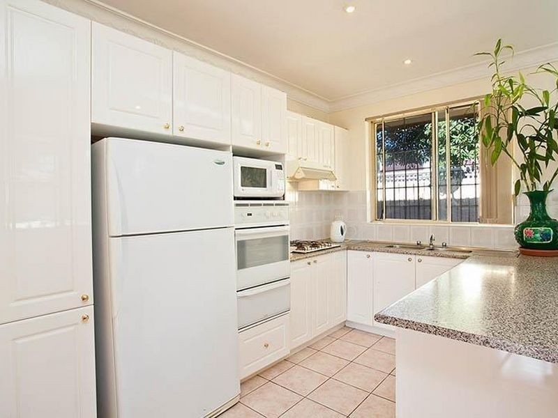 1/2 Grey Street, Carlton NSW 2218