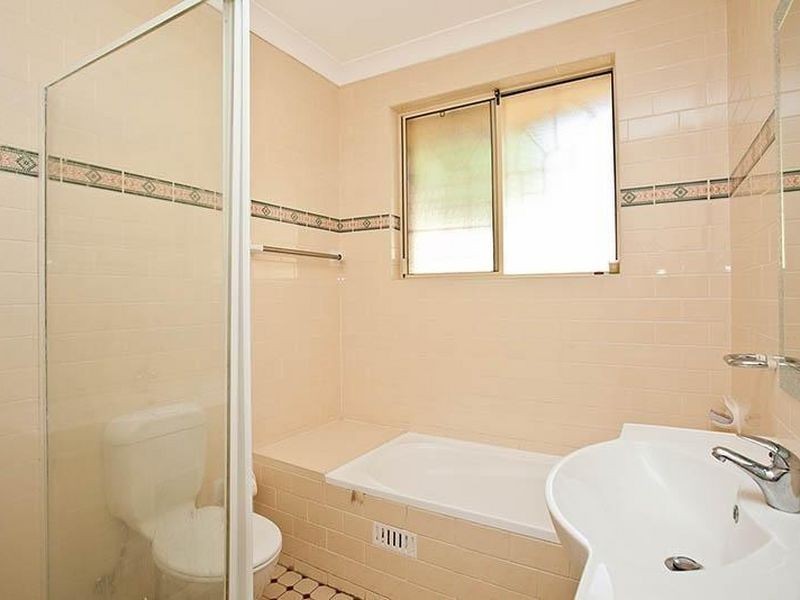 1/2 Grey Street, Carlton NSW 2218