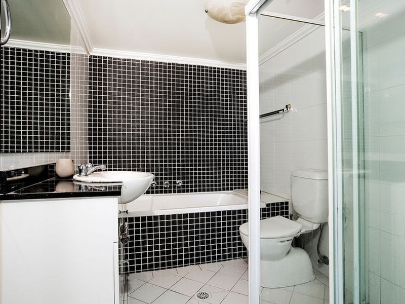 202/323 Forest Road, Hurstville NSW 2220