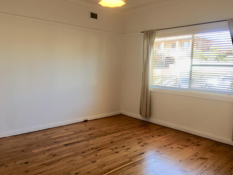 1/106 Moore Street, Hurstville NSW 2220