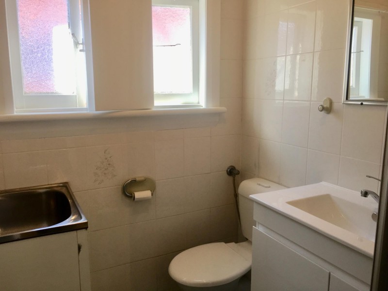 1/106 Moore Street, Hurstville NSW 2220