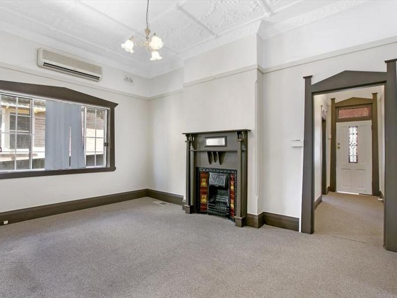 6 Medway Street, Bexley NSW 2207