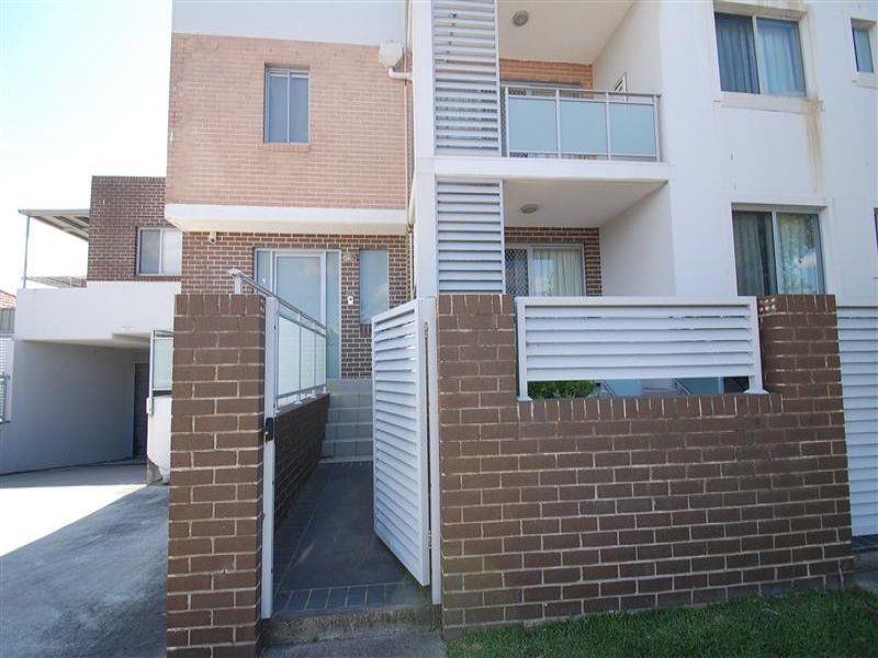 9/637 Forest Road, Bexley NSW 2207