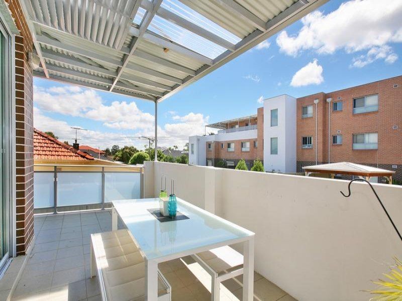 9/637 Forest Road, Bexley NSW 2207