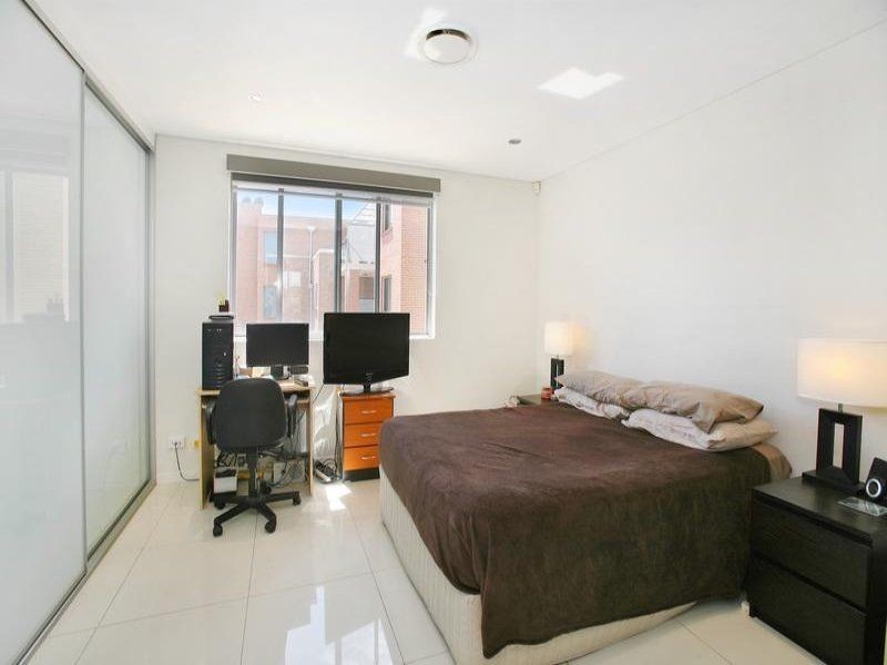 9/637 Forest Road, Bexley NSW 2207