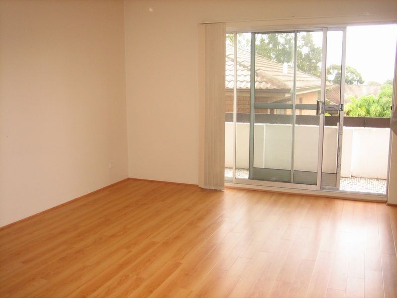 8/22-24 Woids Avenue, Hurstville NSW 2220