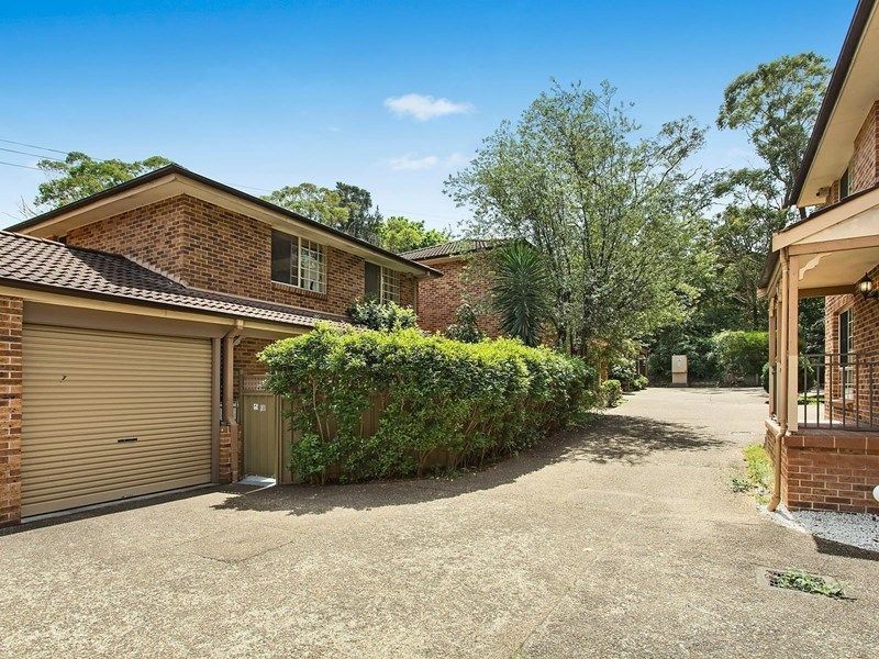 2/5 Henry Kendall Avenue, Padstow Heights NSW 2211