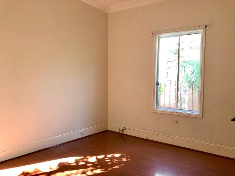 5 Innesdale Road, Wolli Creek NSW 2205