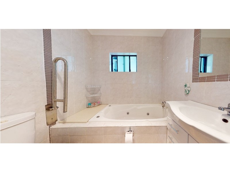 2/43 Junction Road, Beverly Hills NSW 2209