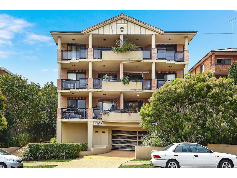 1/18 Woids Avenue, Hurstville NSW 2220