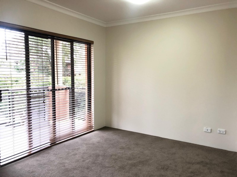 1/18 Woids Avenue, Hurstville NSW 2220