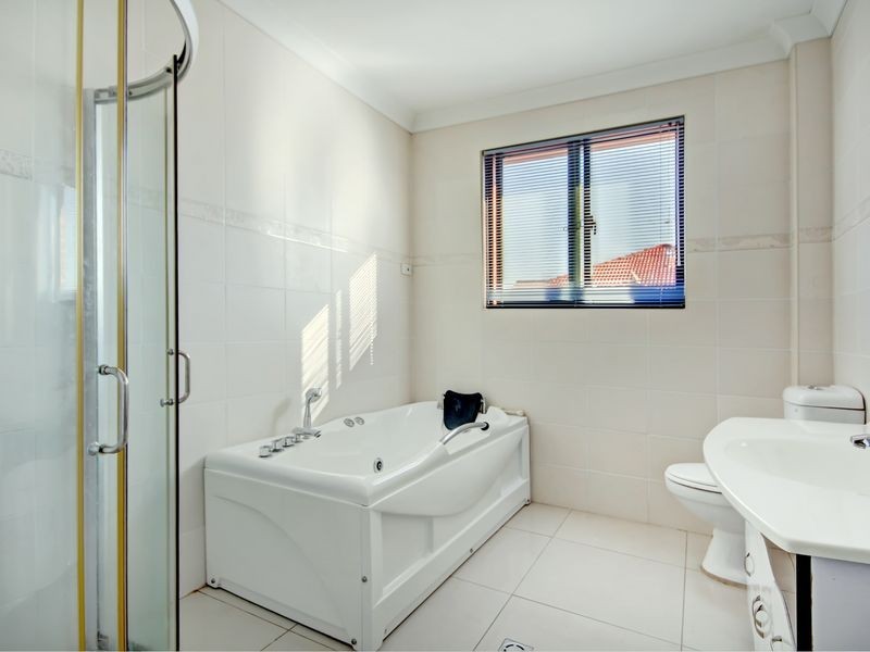 40a Louie Street, Padstow NSW 2211