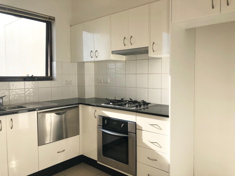 37/8-10 Derby Street, Kogarah NSW 2217